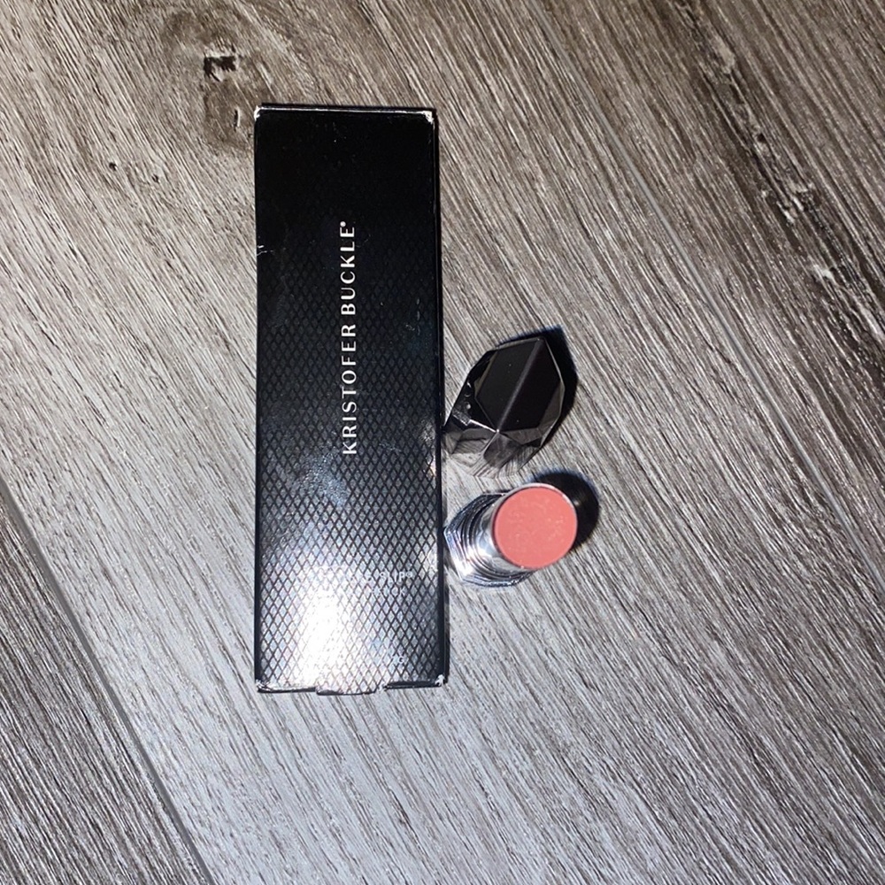 KRISTOFER BUCKLE Cashmere Slip Longwear Lipstick in Bardot